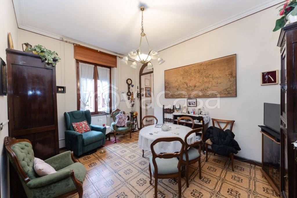 appartamento in vendita a Milano in zona Loreto