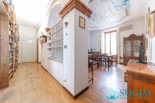 appartamento in vendita a Milano in zona Lorenteggio