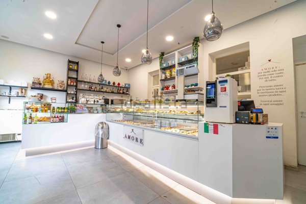 negozio in vendita a Milano