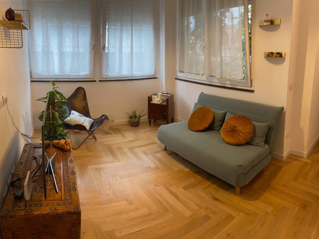 appartamento in vendita a Milano in zona Lorenteggio