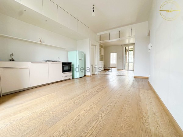 appartamento in vendita a Milano in zona Maggiolina