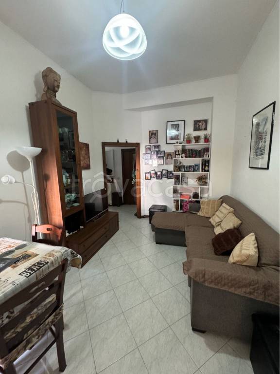 appartamento in vendita a Milano in zona Porta Genova