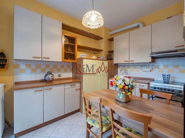 appartamento in vendita a Milano in zona Baggio
