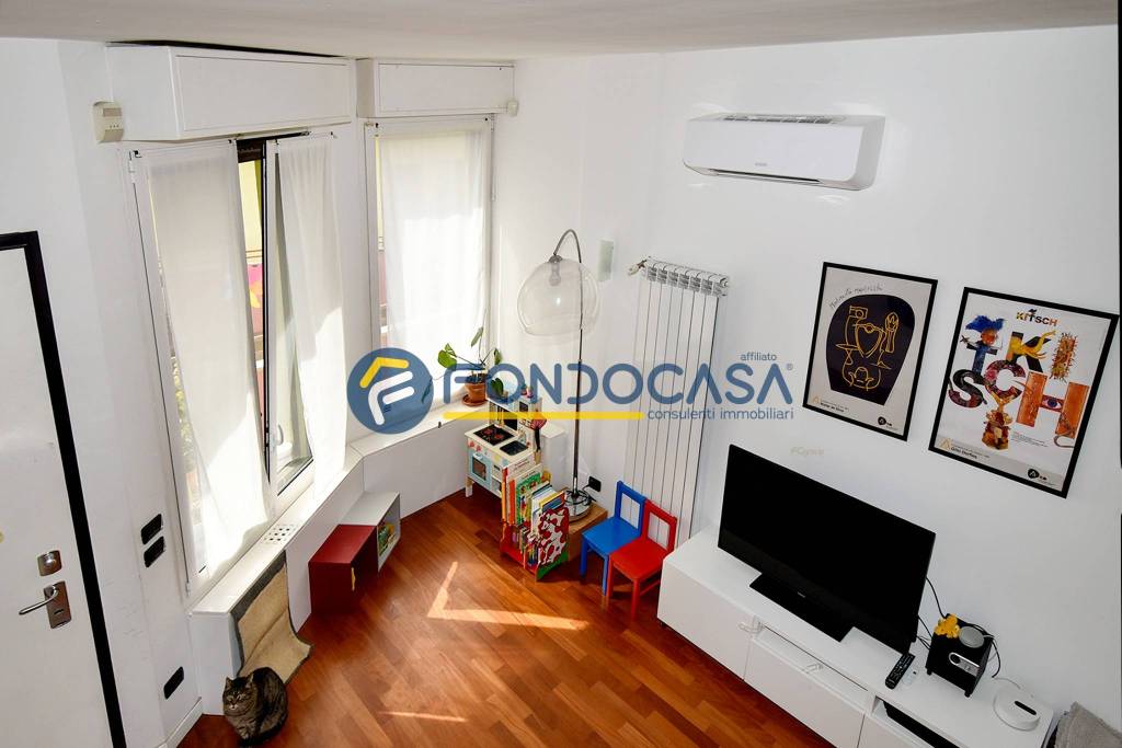 appartamento in vendita a Milano in zona Gorla