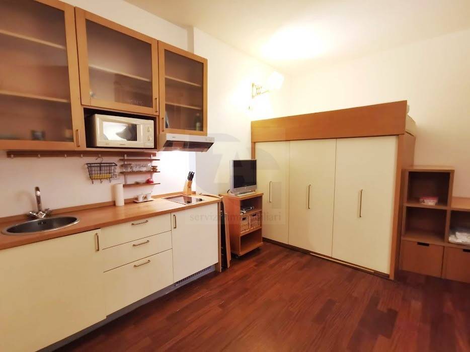 appartamento in vendita a Milano in zona Solari