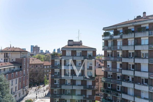 appartamento in vendita a Milano in zona Dergano
