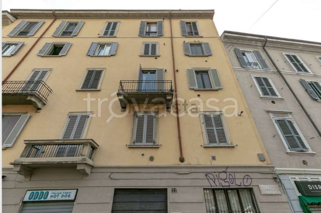 appartamento in vendita a Milano in zona Conchetta