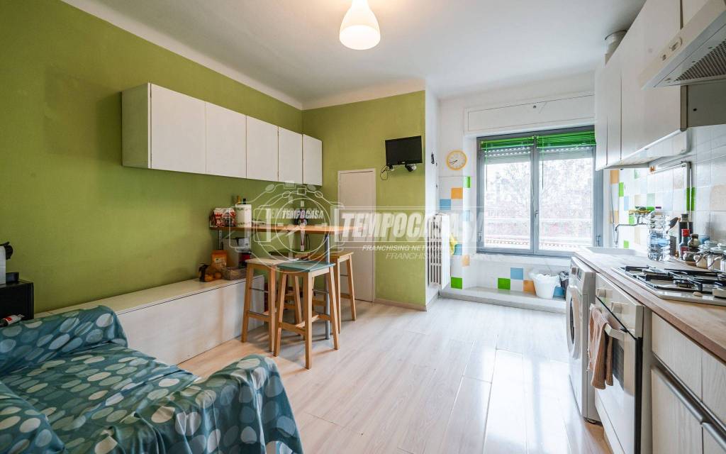 appartamento in vendita a Milano in zona Sant'Ambrogio