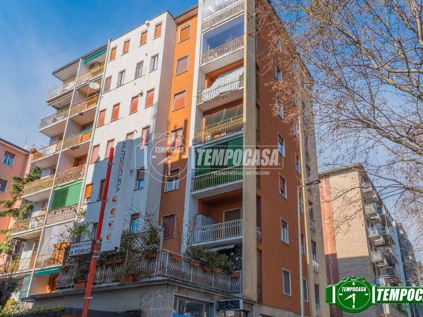 appartamento in vendita a Milano in zona San Siro