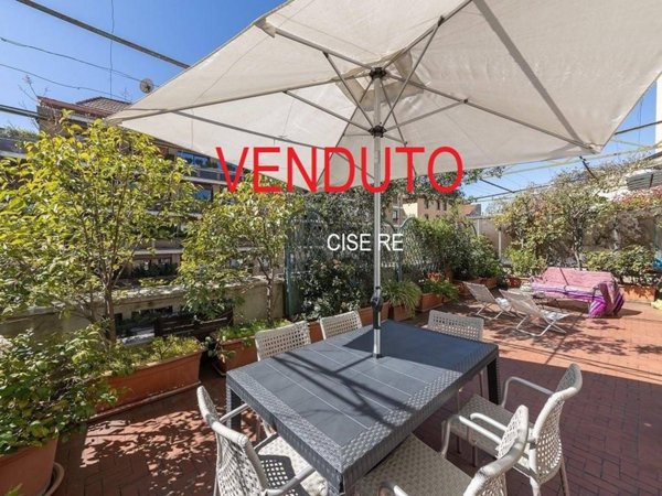 appartamento in vendita a Milano in zona Porta Venezia