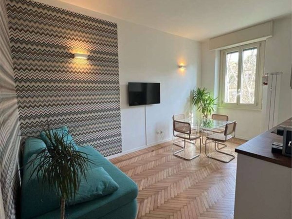 appartamento in vendita a Milano in zona Barona