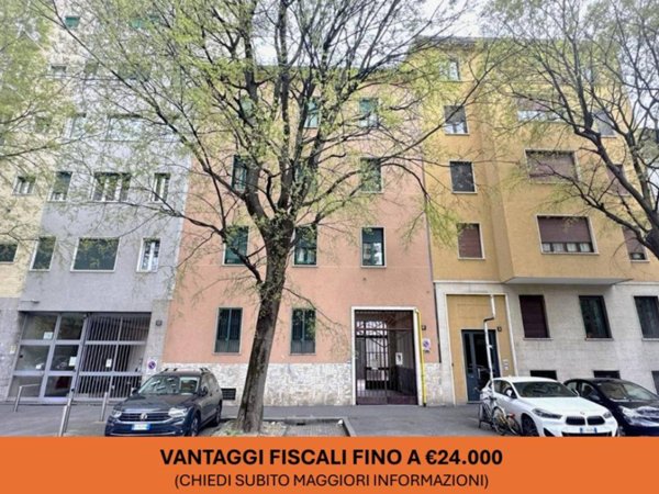 appartamento in vendita a Milano in zona Corvetto
