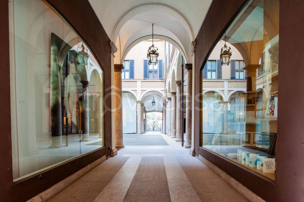 appartamento in vendita a Milano in zona Brera