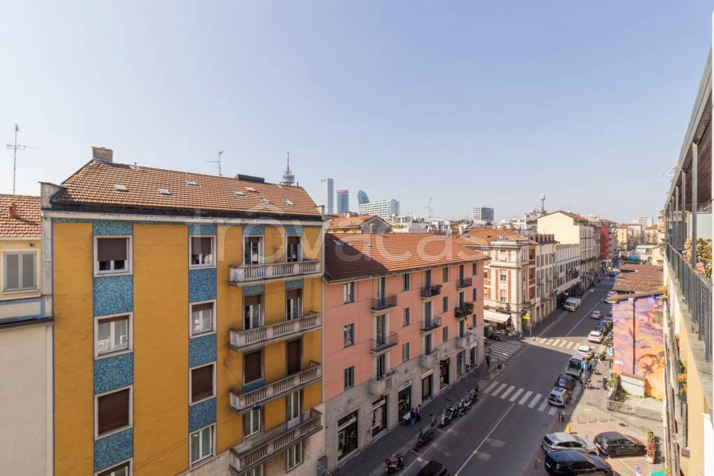 appartamento in vendita a Milano in zona Porta Garibaldi