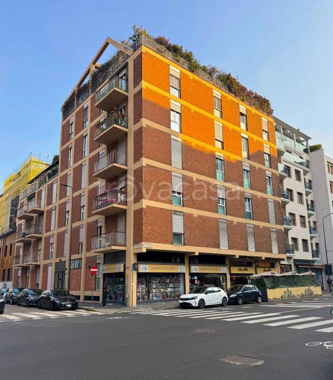 appartamento in vendita a Milano in zona Isola