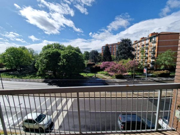 appartamento in vendita a Milano in zona Corvetto