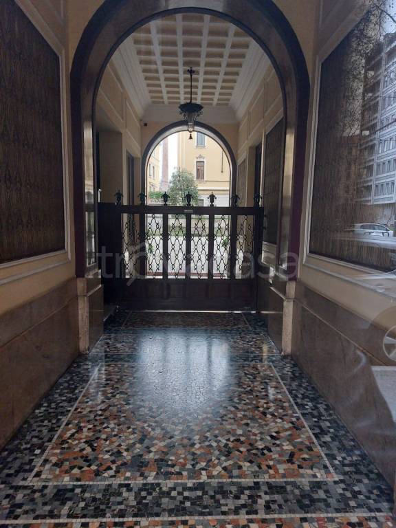 appartamento in vendita a Milano in zona Porta Romana