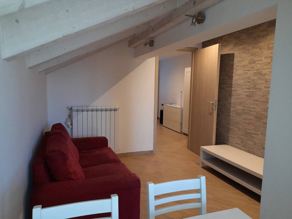 appartamento in vendita a Milano in zona Rottole