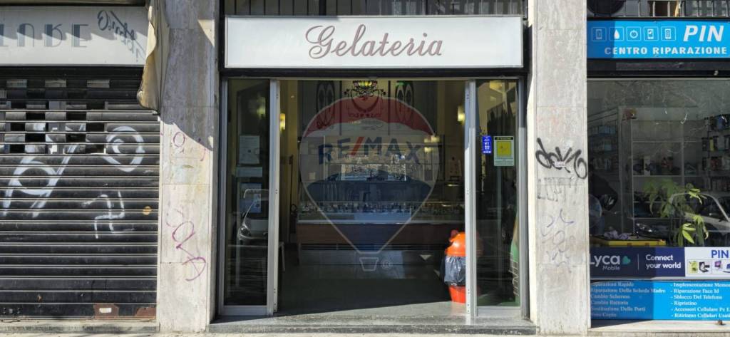 negozio in vendita a Milano in zona Bovisa