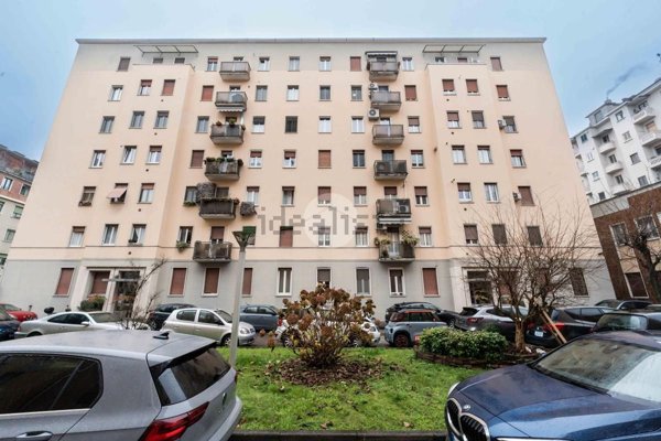 appartamento in vendita a Milano in zona Corvetto
