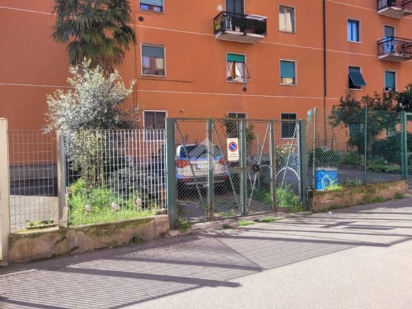 casale in vendita a Milano in zona Trenno