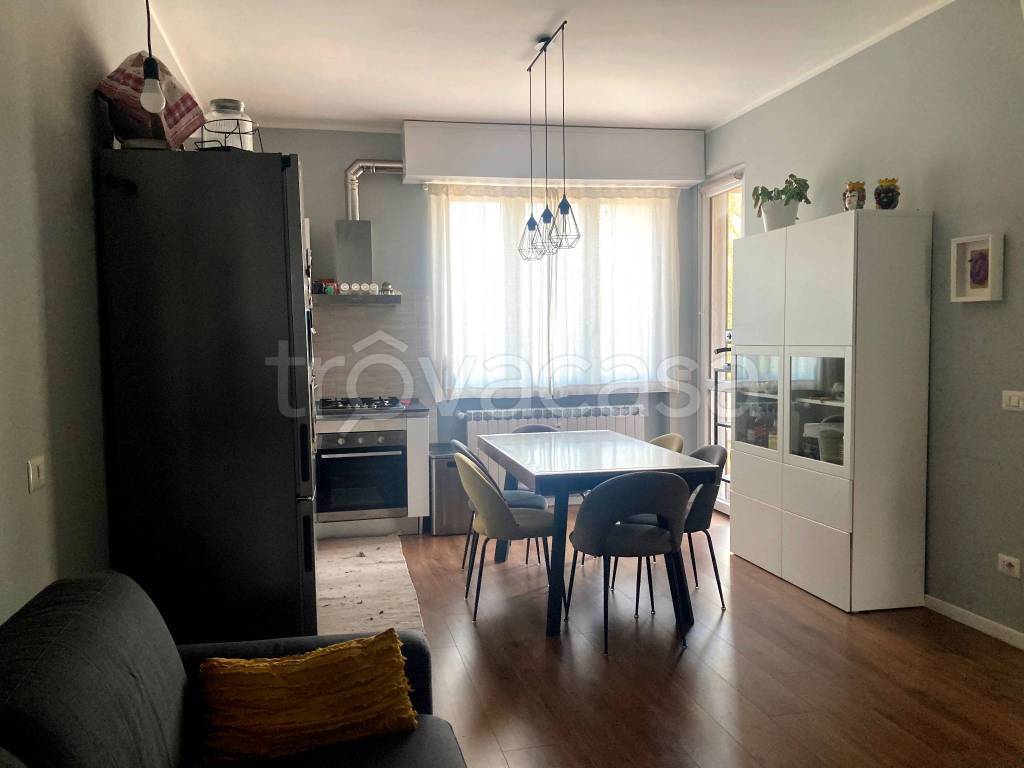 appartamento in vendita a Milano in zona Rogoredo
