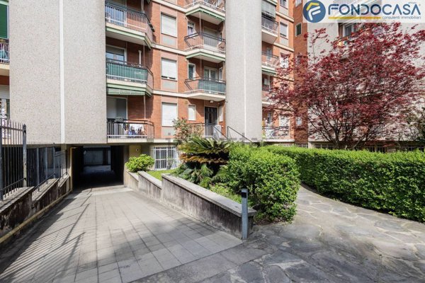 appartamento in vendita a Milano in zona Stadera