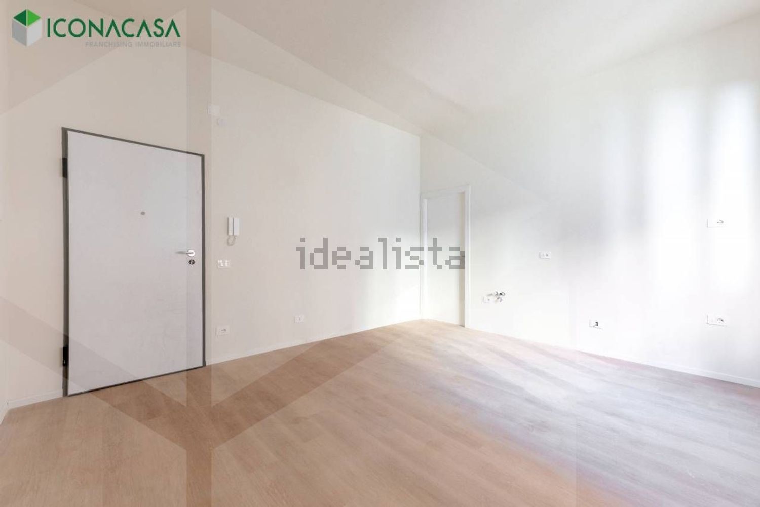 appartamento in vendita a Milano in zona Porta Vittoria