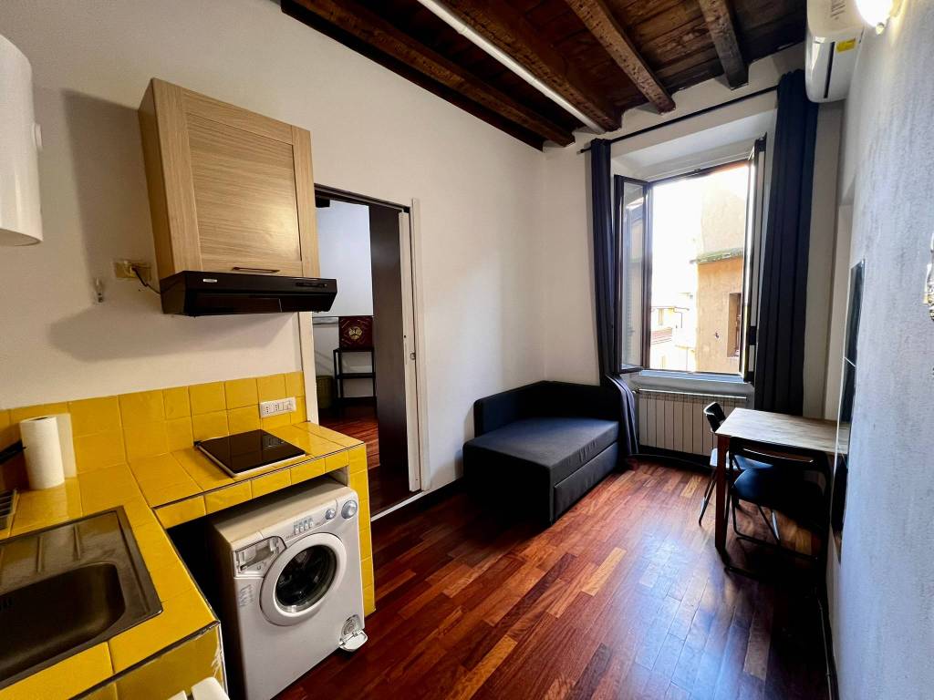 appartamento in vendita a Milano in zona Porta Romana