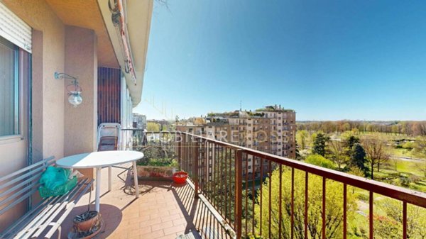appartamento in vendita a Milano in zona San Cristoforo