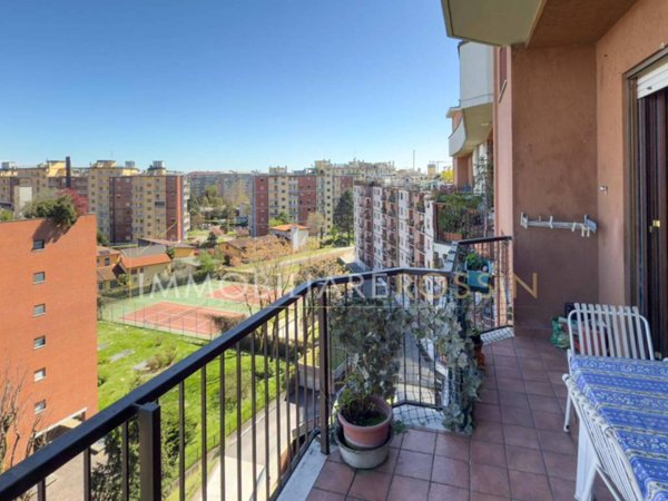 appartamento in vendita a Milano in zona Famagosta