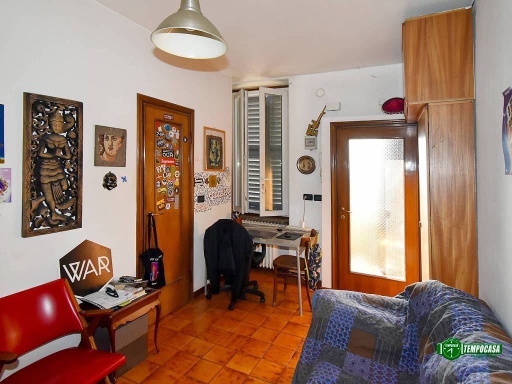 appartamento in vendita a Milano in zona Morivione