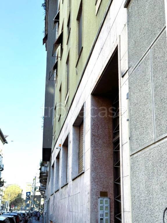 appartamento in vendita a Milano in zona Città Studi
