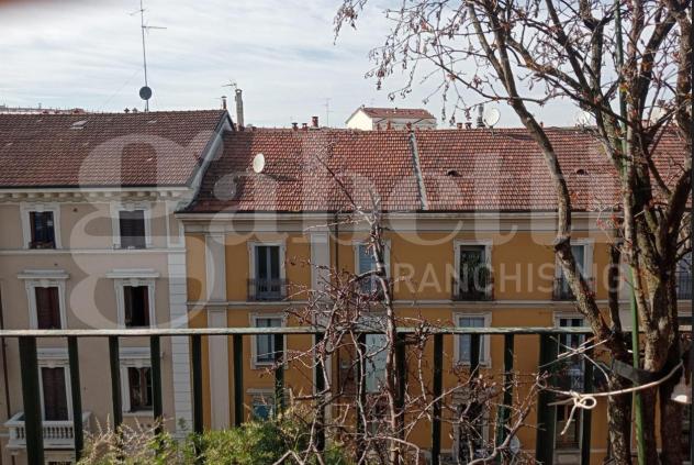 appartamento in vendita a Milano in zona Porta Venezia