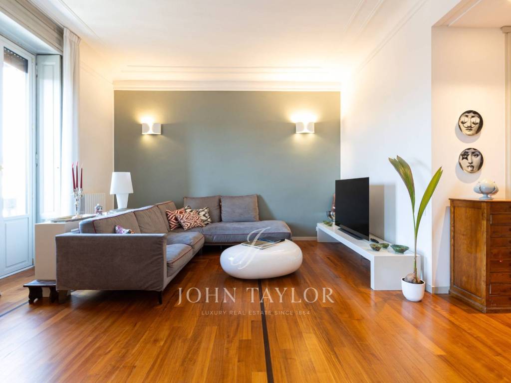 appartamento in vendita a Milano in zona Città Studi