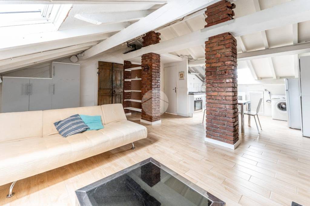 appartamento in vendita a Milano in zona Isola