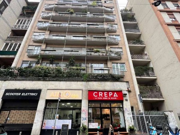 appartamento in vendita a Milano in zona Sant'Ambrogio