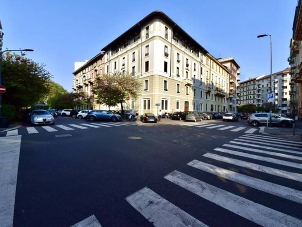 appartamento in vendita a Milano in zona Il Portello