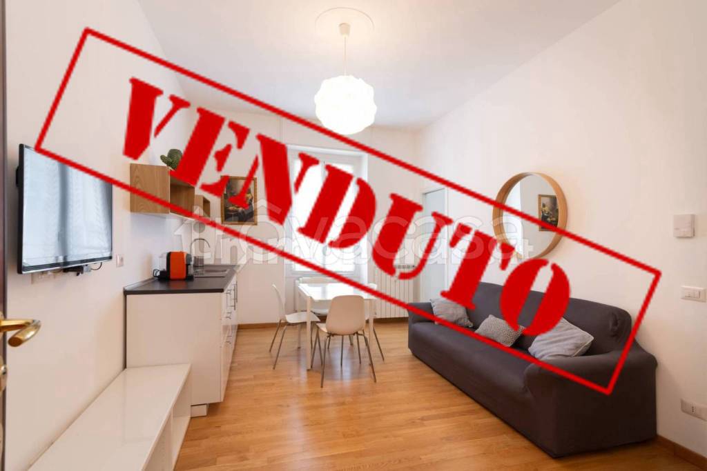 appartamento in vendita a Milano in zona Centro Direzionale