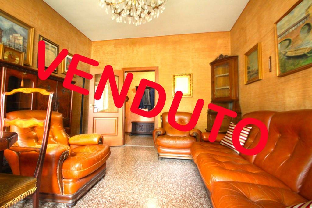 appartamento in vendita a Milano in zona Chiesa Rossa