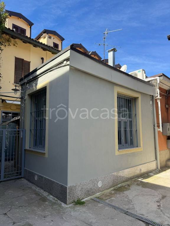appartamento in vendita a Milano in zona Porta Ticinese