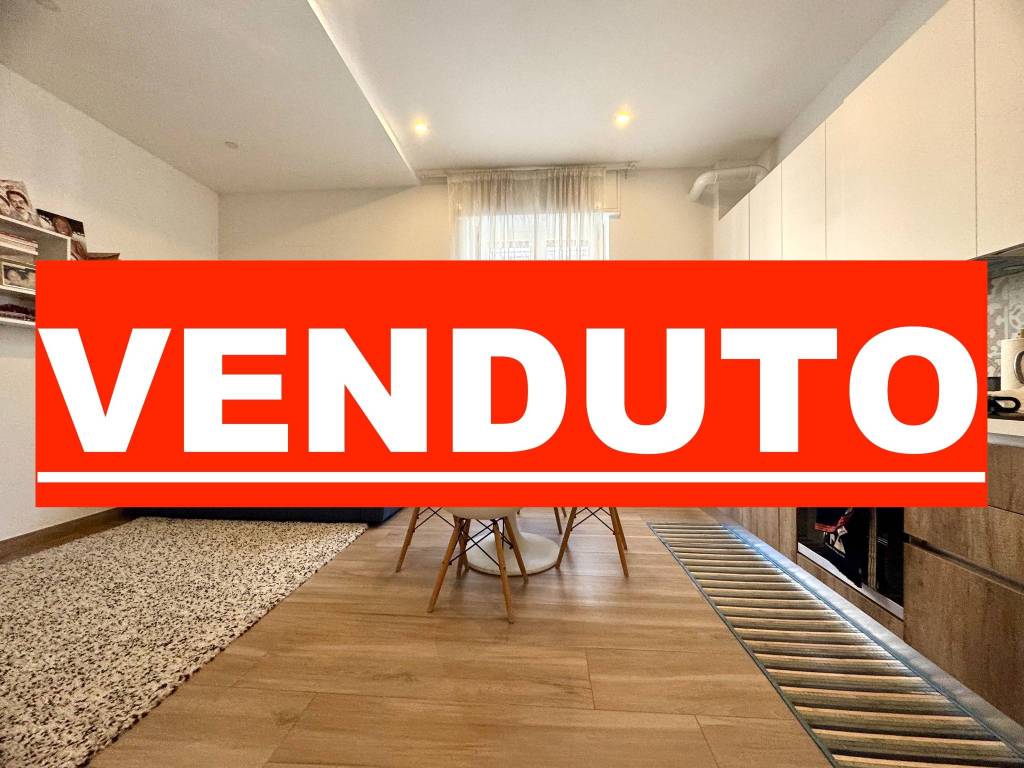 appartamento in vendita a Milano in zona Città Studi