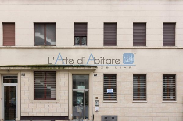 appartamento in vendita a Milano in zona Villapizzone