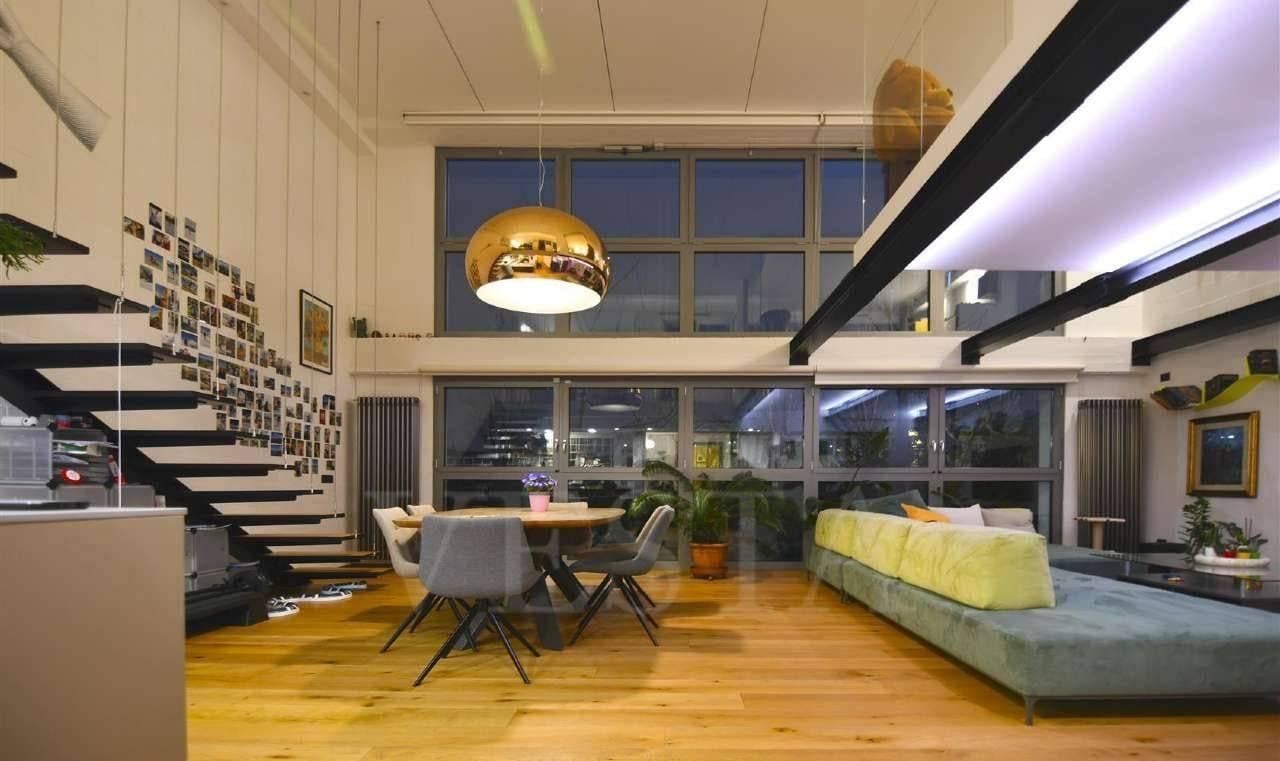 appartamento in vendita a Milano in zona Restocco Maroni