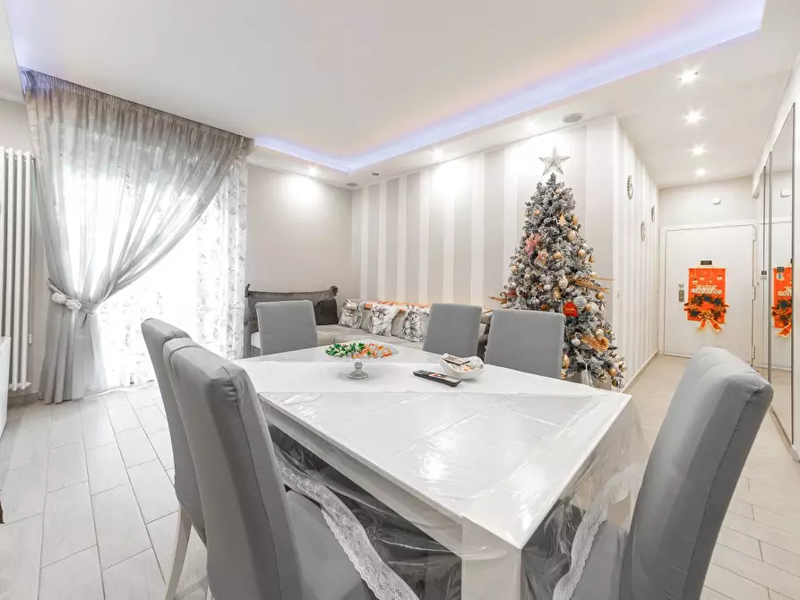 appartamento in vendita a Milano in zona Famagosta
