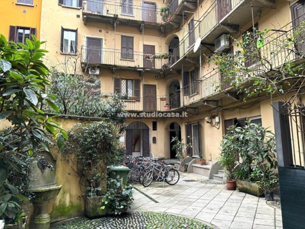 appartamento in vendita a Milano in zona Bocconi