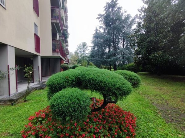 appartamento in vendita a Milano in zona QT8