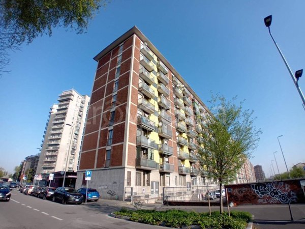appartamento in vendita a Milano in zona Torretta