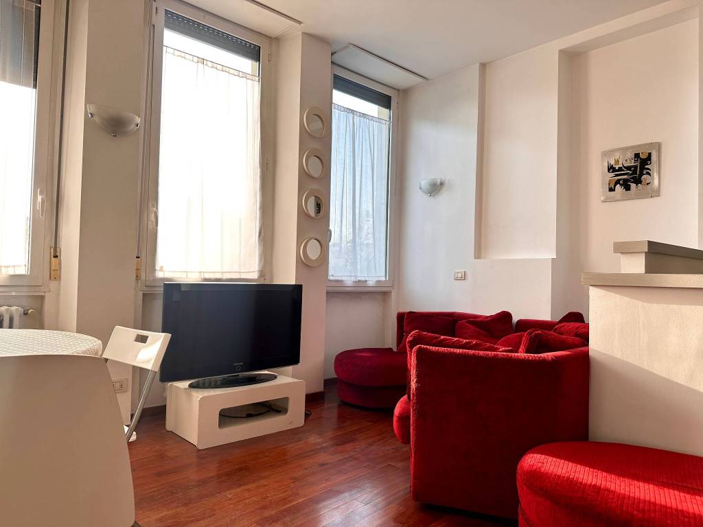 appartamento in vendita a Milano in zona Vigentino