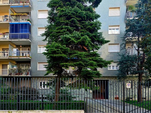 appartamento in vendita a Milano in zona Maggiolina